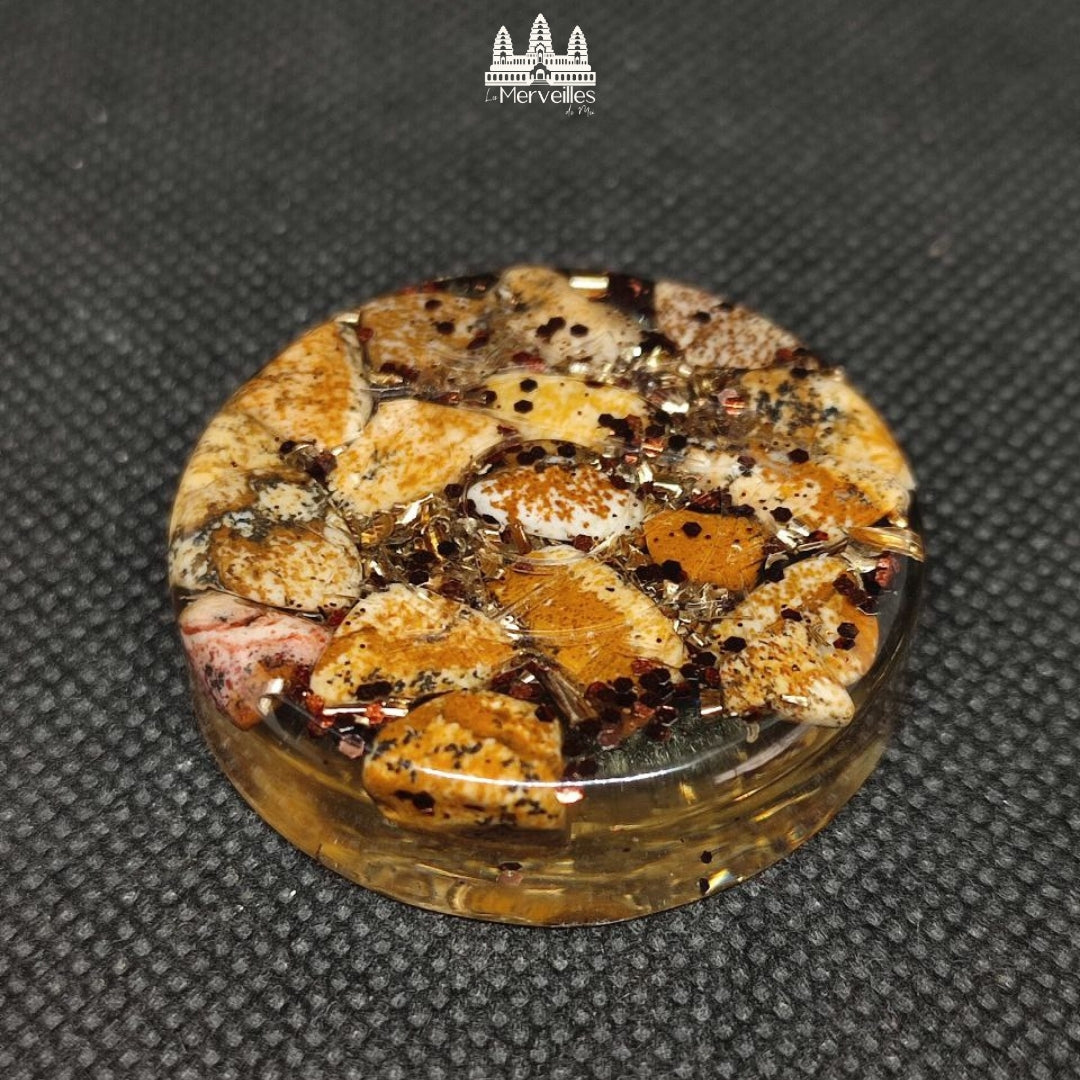 Orgonite de Poche Galet – Jaspe Paysage & Chakra de la Gorge
