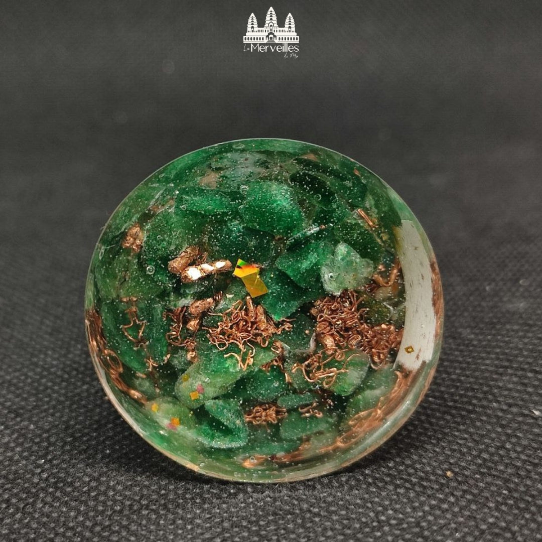 Orgonite cône – Aventurine Verte, Citrine & Agate Mousse