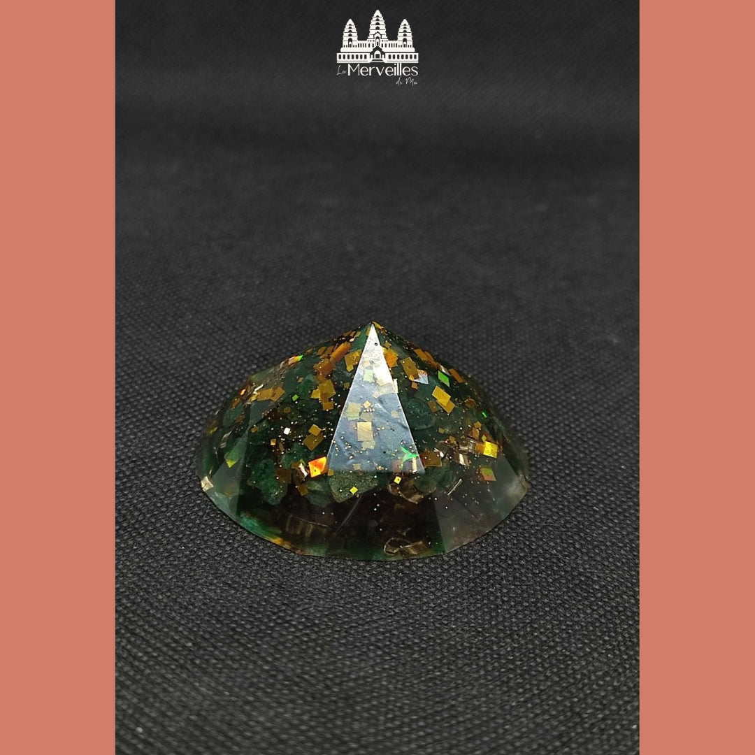 Orgonite demi sphère pyramidale