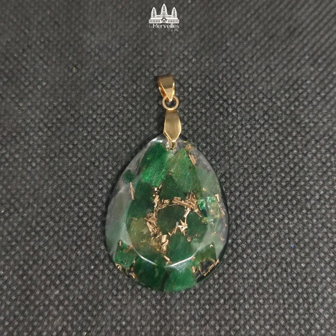 Pendentif orgonite Aventurine verte ( Moyen format )