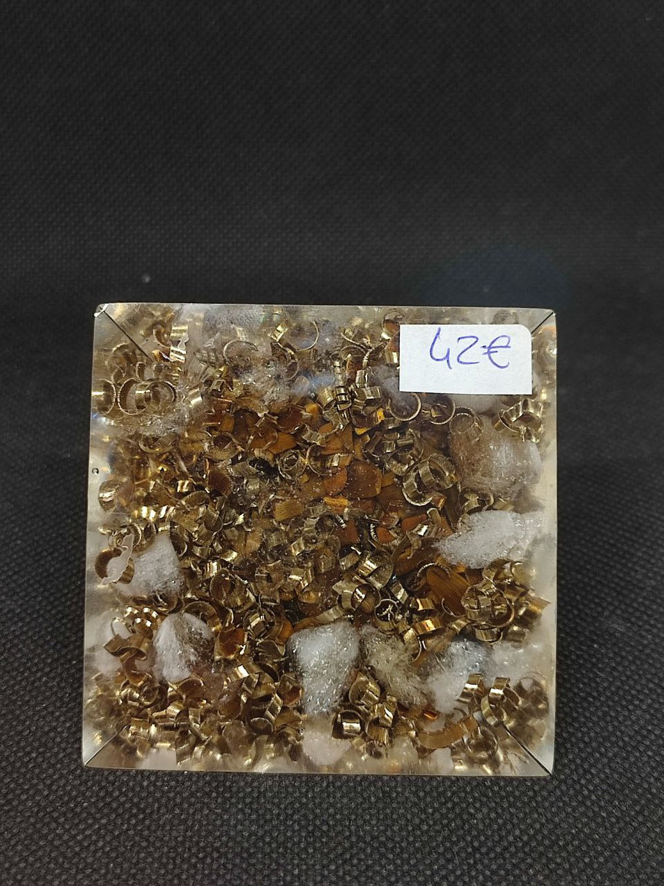 Orgonite pyramidale Nombre d'Or