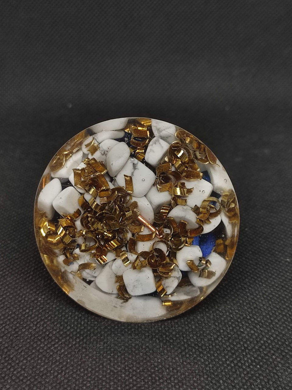 Orgonite conique