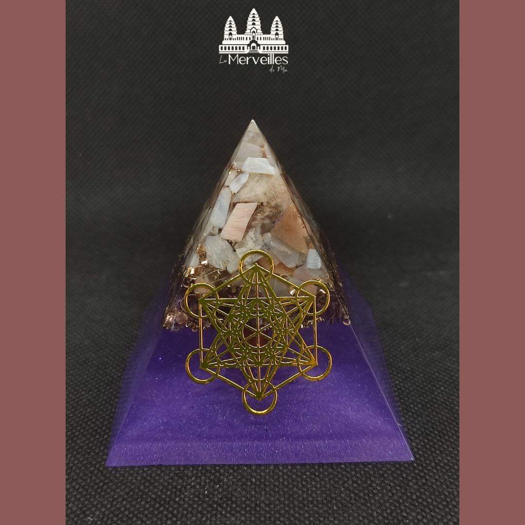 Orgonite Pyramidale Symbole Cube de Métatron