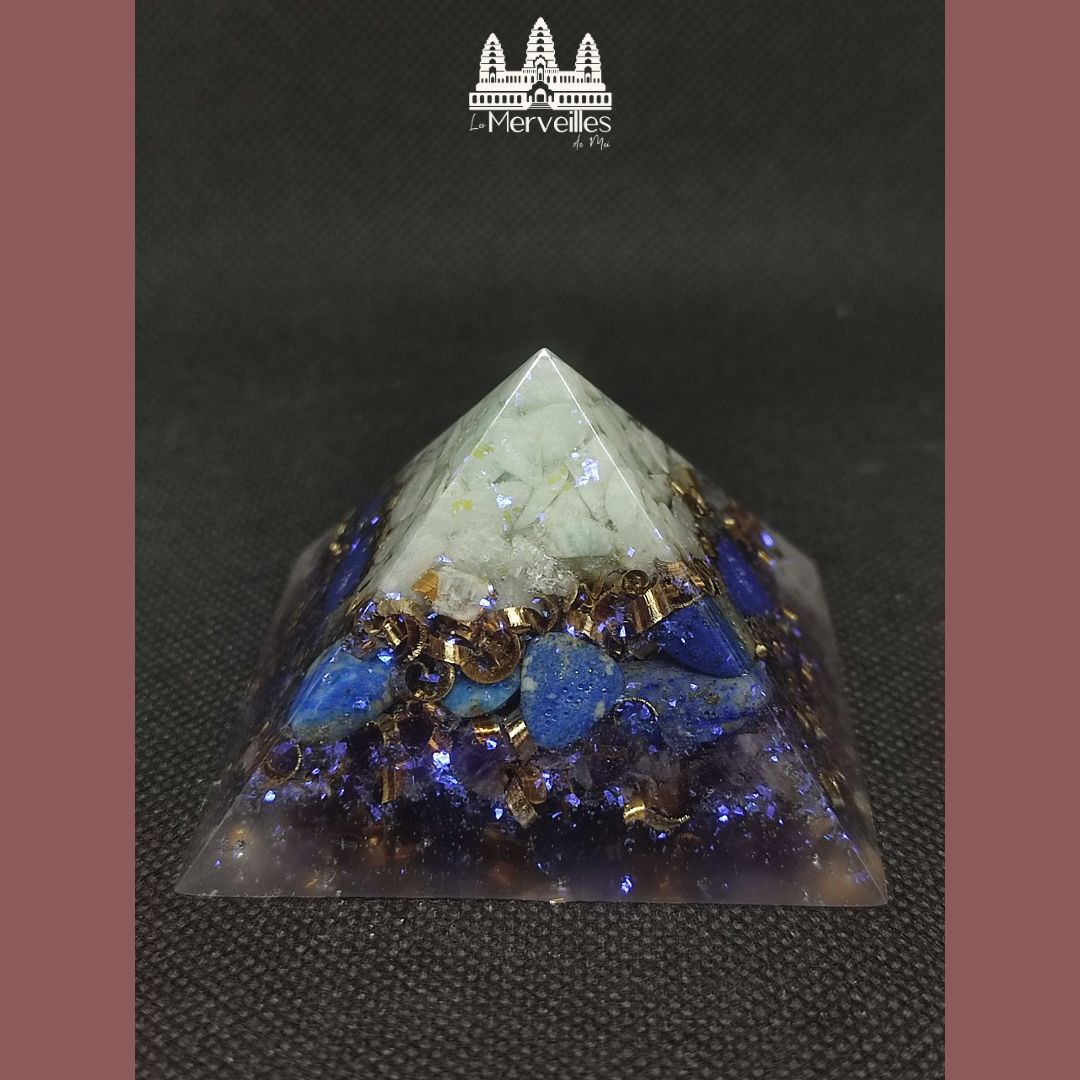 Orgonite Pyramidale Nombre d'or Amazonite, Lapis Lazuli & Améthyste