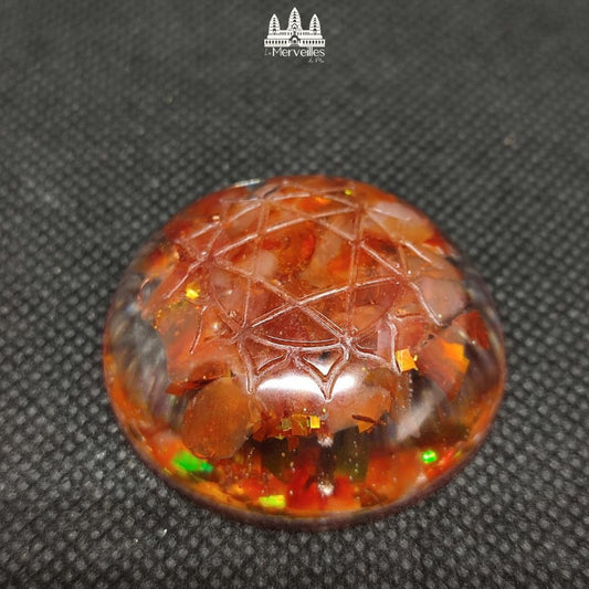 Orgonite de Poche dôme– Cornaline & Chakra du Cœur