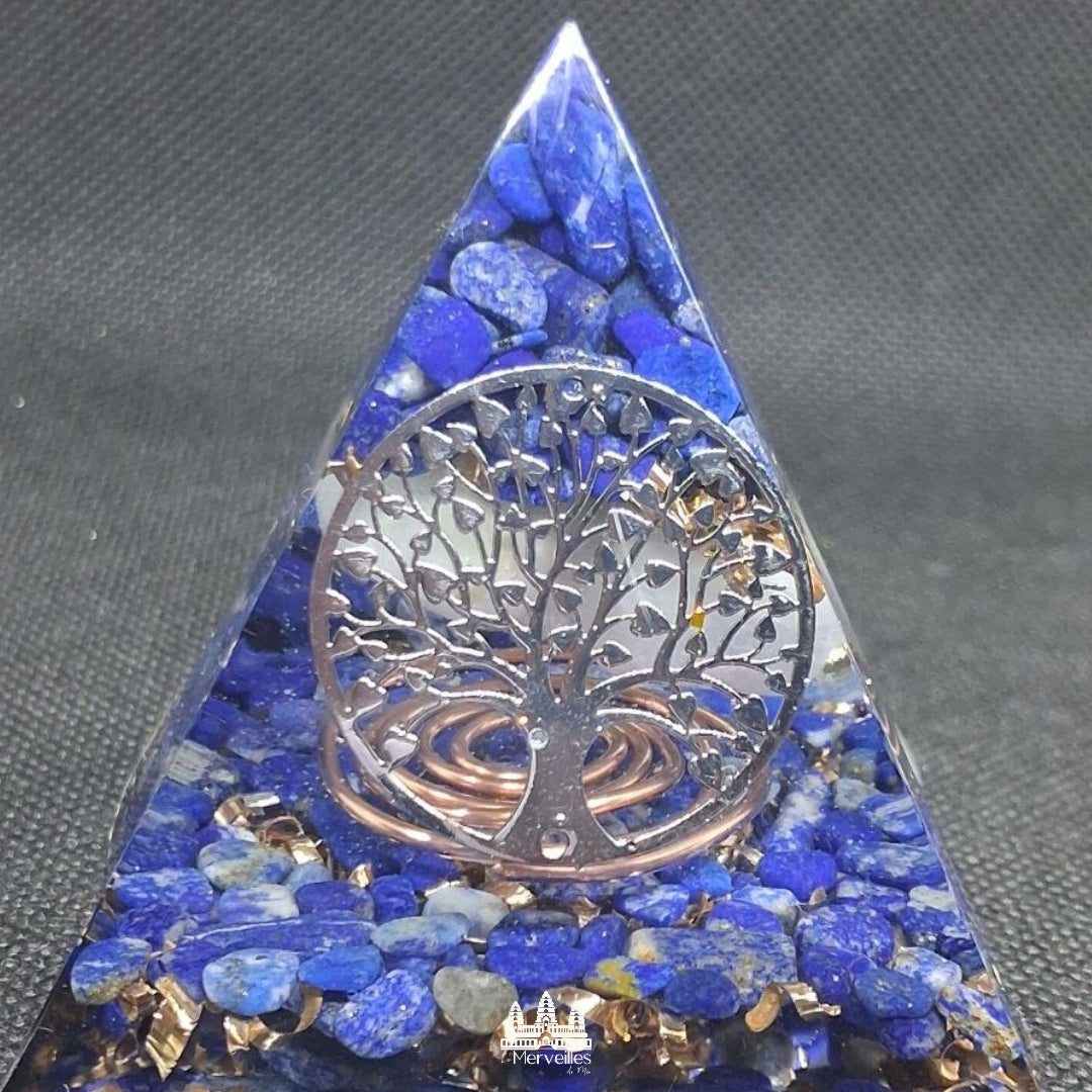 NOUVEAUTE ! Orgonite pyramidale Lapis lazuli, Aigue Marine et symbole de l'arbre de Vie