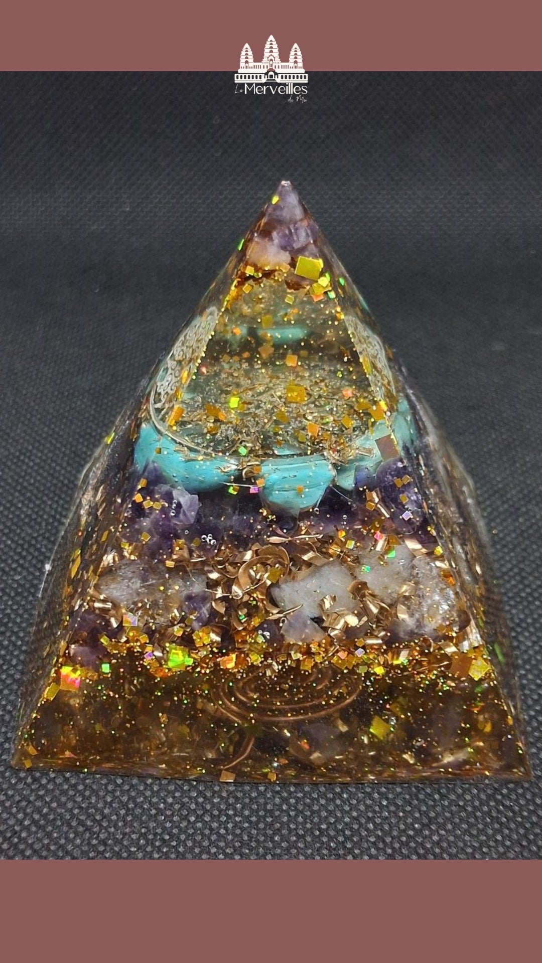 Orgonite pyramidale Améthyste, Turquoise et Quartz Rose Arbre de vie