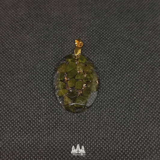 Pendentif Orgonite Epidote [ Moyen format]