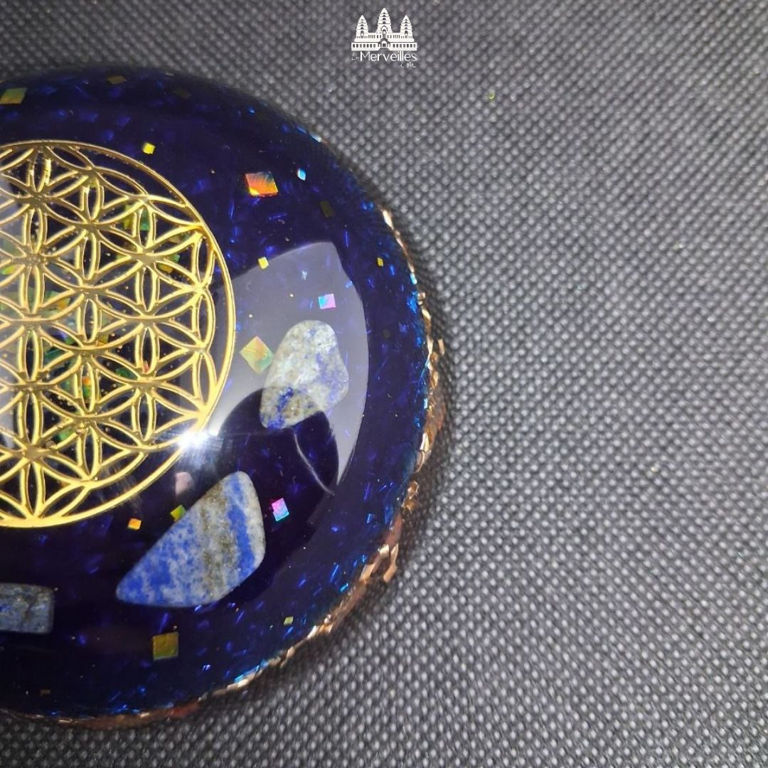 Dôme Orgonite Cornaline, Lapis Lazuli & Jaspe rouge Fleur de vie