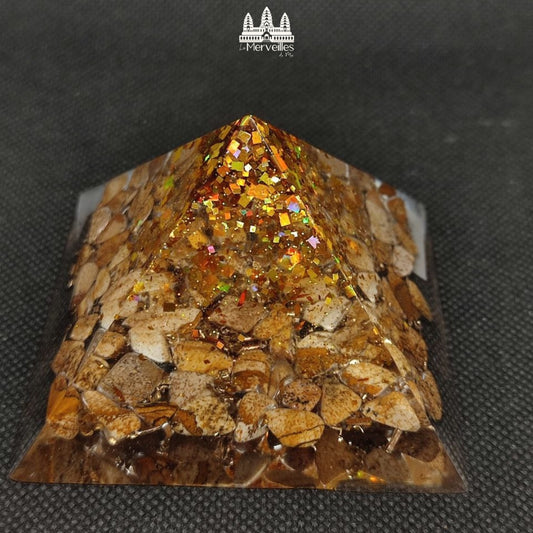 Orgonite pyramidale au Nombre d’Or – Jaspe Paysage