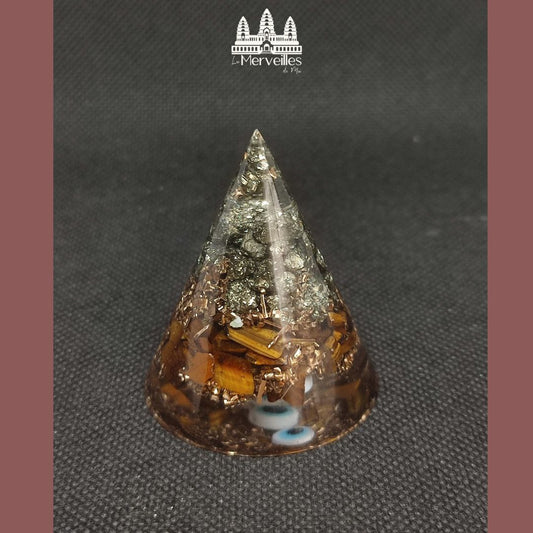 Orgonite conique – Œil de Tigre, Pyrite & Œil de Nazar